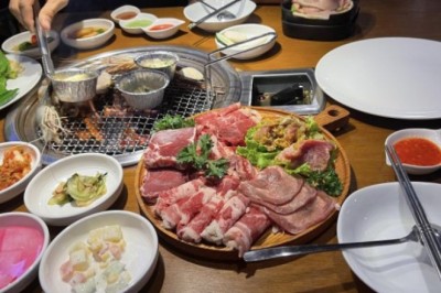 Review Korean Grill - Buzza BBQ